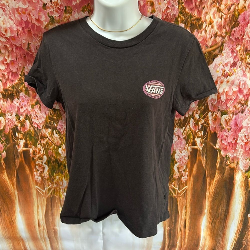☀️ Vans Off the Wall T-Shirt Woman’s Size: Small Activewear